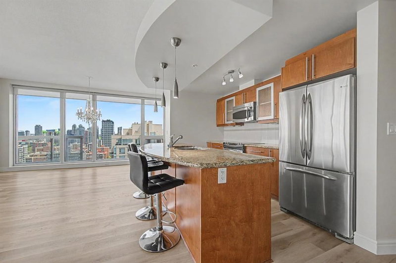 1900, 817 15 Avenue SW, Beltline — interior photo 5