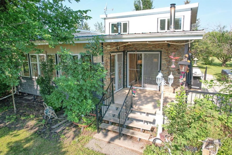 126 - 43182 Range Road 214