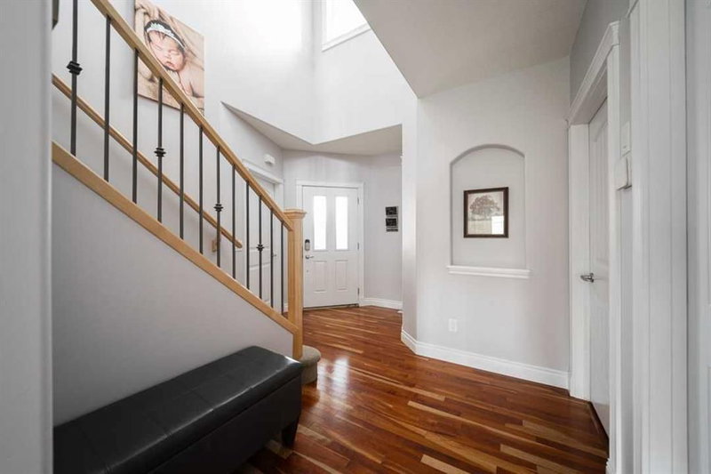 521 Walnut Crescent