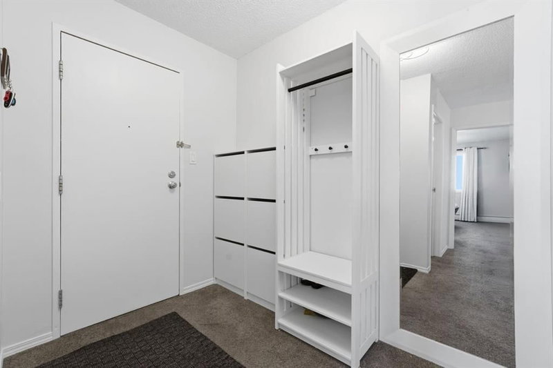 401, 617 56 Avenue SW, Windsor Park — interior photo 7