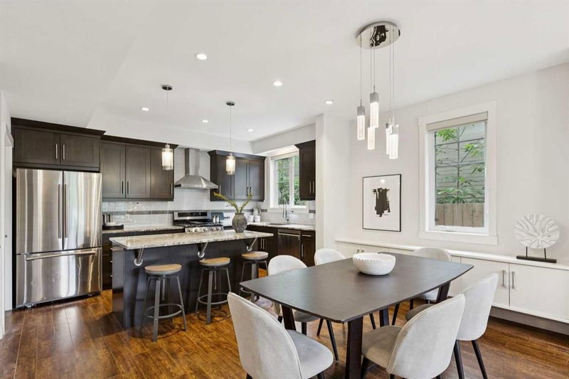 1, 922 3 Avenue NW, Sunnyside — interior photo 6