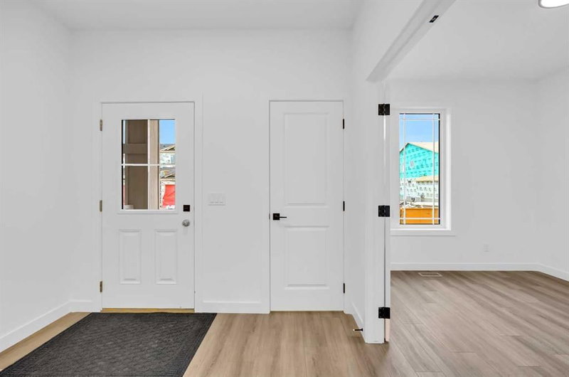 45 Hotchkiss Gardens SE, Hotchkiss — interior photo
