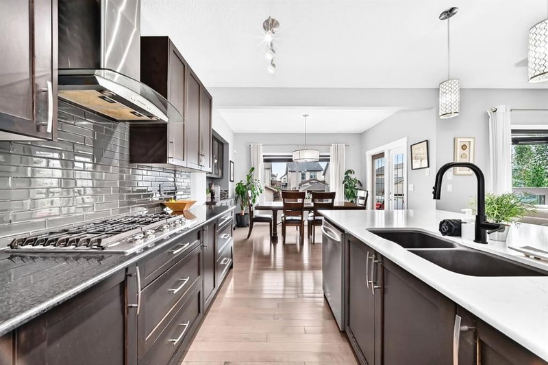 133 Drake Landing Heath, Drake Landing — interior photo 5