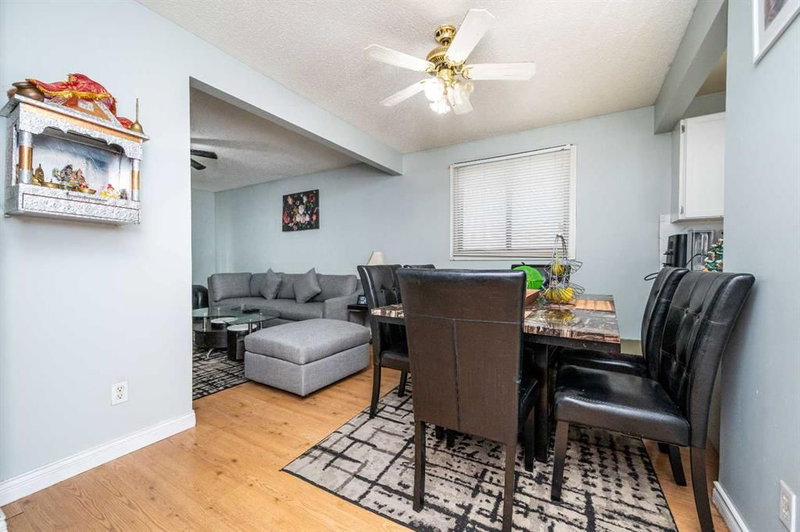 356 Falmere Road NE, Falconridge — interior photo 6