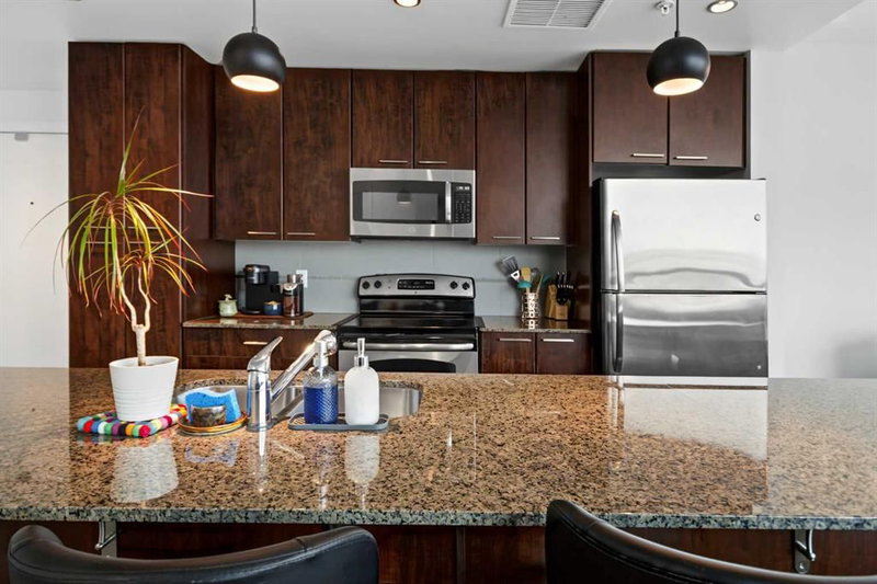 705, 220 12 Avenue SE, Beltline — interior photo 6