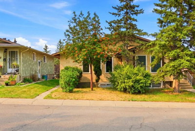 228 Berwick Drive NW