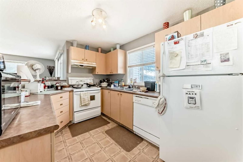 3211, 4975 130 Avenue SE, McKenzie Towne — interior photo 5