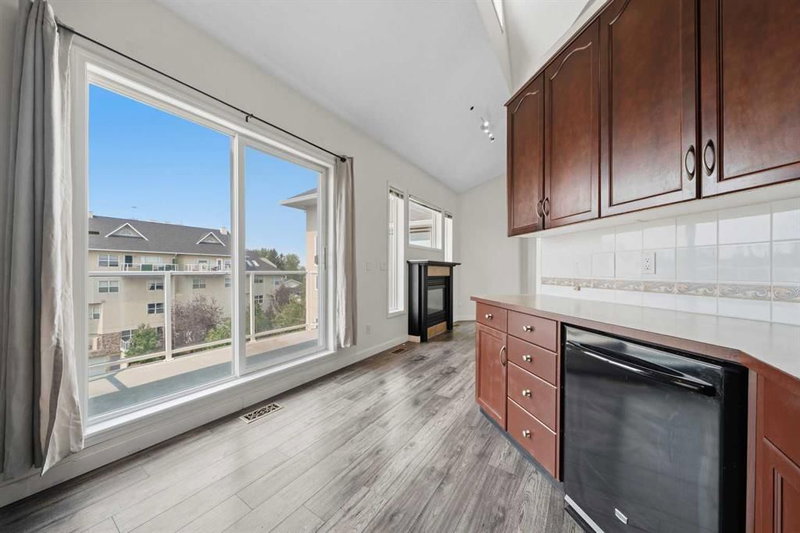 114, 6550 Old Banff Coach Road SW, Patterson — interior photo 6