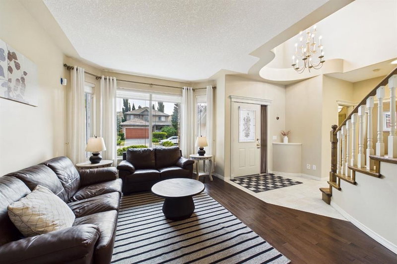 15 Royal Crest Terrace NW, Royal Oak — interior photo 5