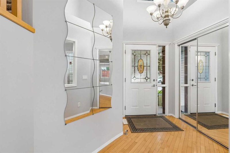 22 Somerside Crescent SW
