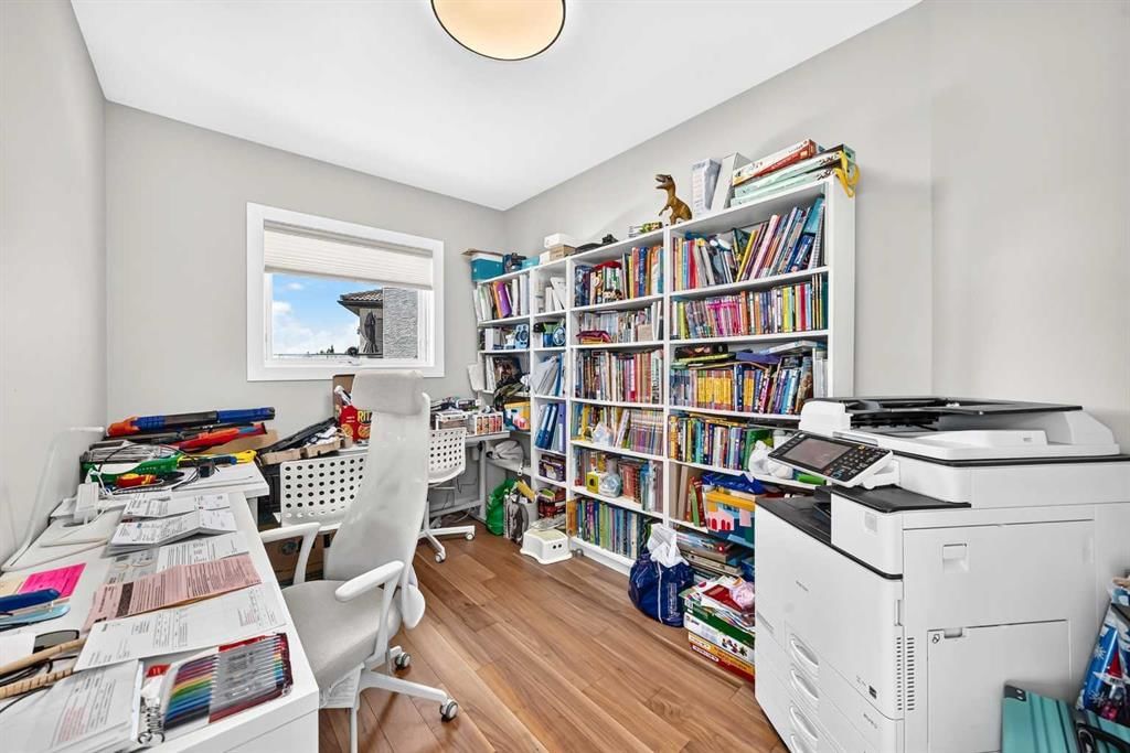 Listing Image 23