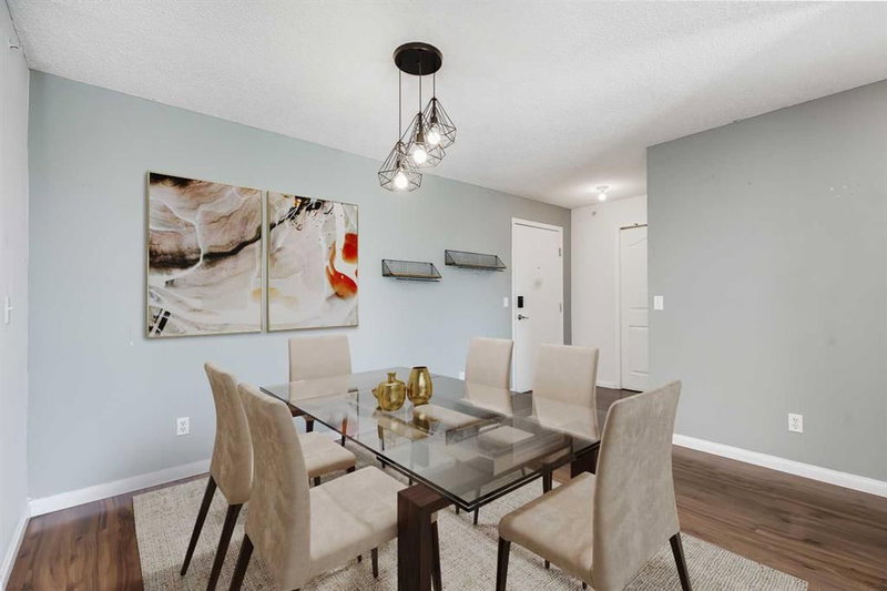 418, 4000 Somervale Court SW, Somerset — interior photo 6