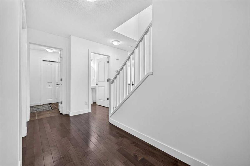 377 Panora Way NW, Panorama Hills — interior photo 5