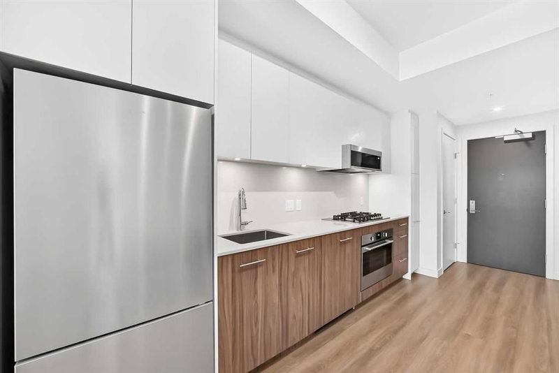 712, 730 2 Avenue SW, Eau Claire — interior photo 7