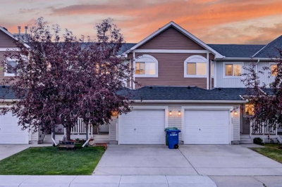 211 Bayside Point SW