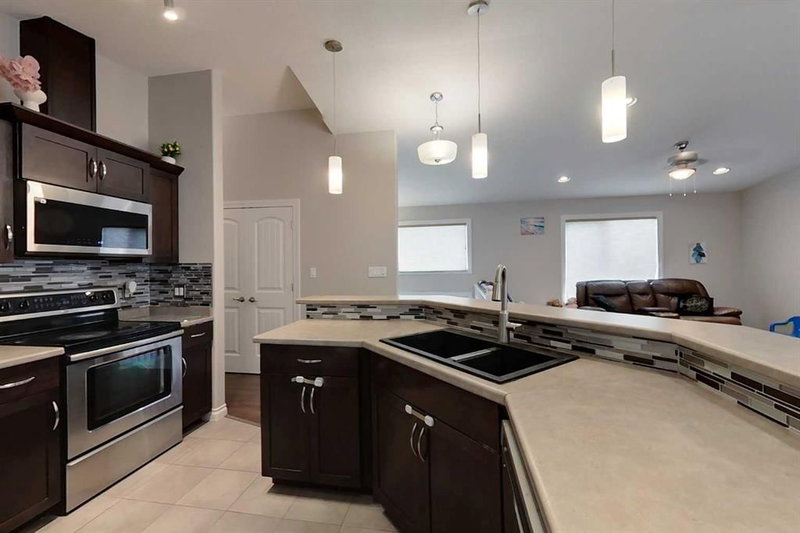 45 Springwood Drive NE