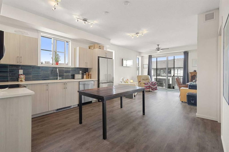 2401, 740 Legacy Village Road SE, Legacy — interior photo