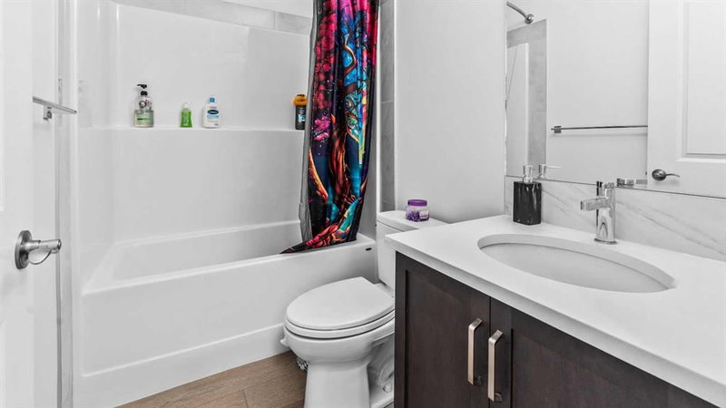 87 Corner Meadows Grove NE, Cornerstone — interior photo 5