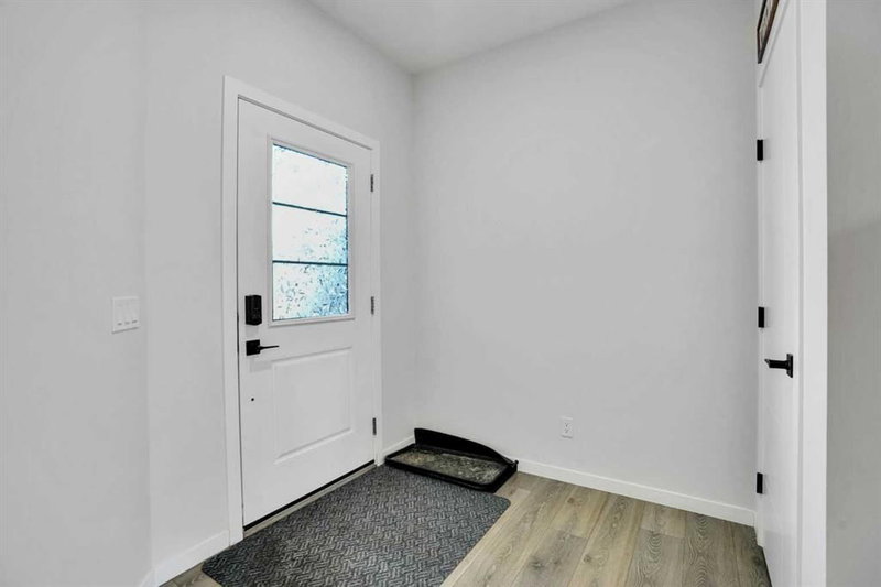 1014 Bayview Rise SW, Bayview — interior photo 5