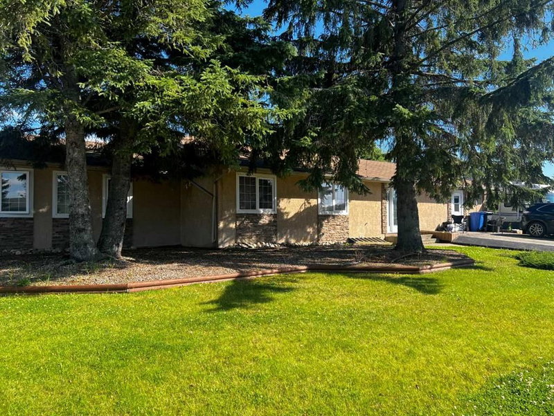 507 Hammond Dr S
