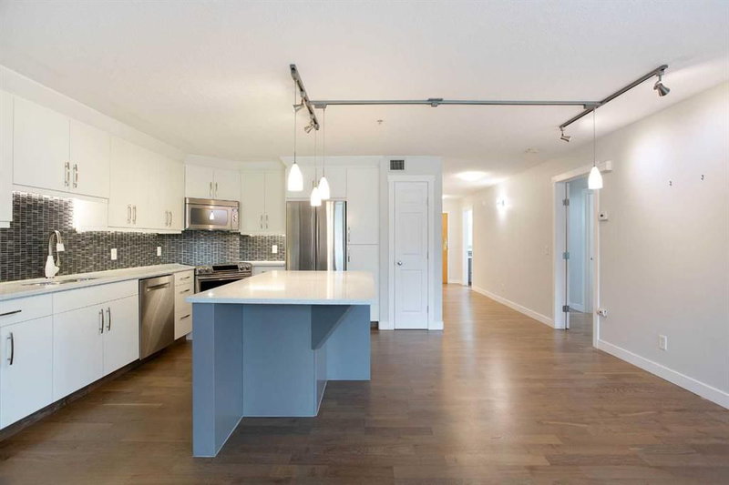 239, 8535 Bonaventure Drive SE, Acadia — interior photo 6