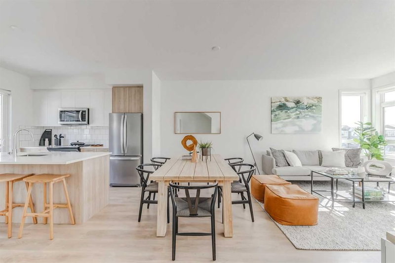 409 Belmont Avenue SW, Belmont — interior photo 5