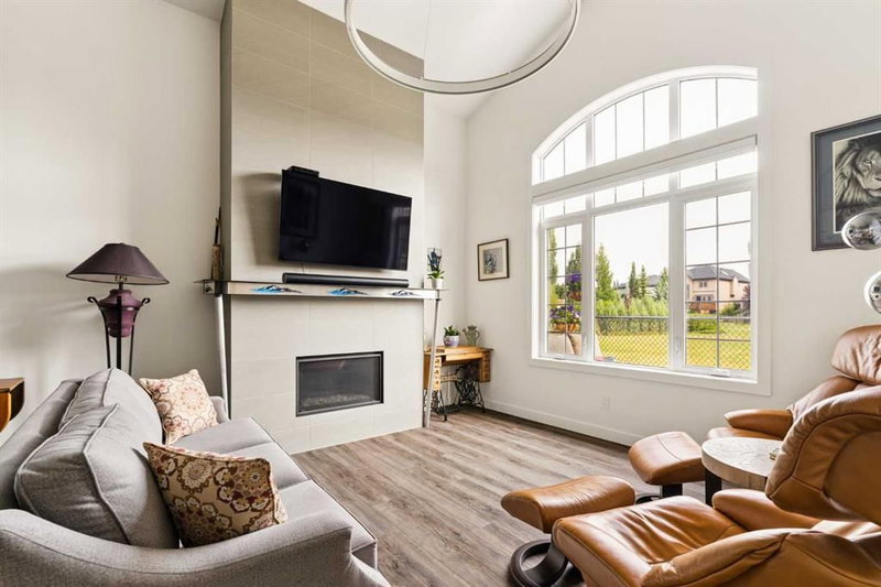 25 Quarry Common SE, Douglasdale/Glen — interior photo 7
