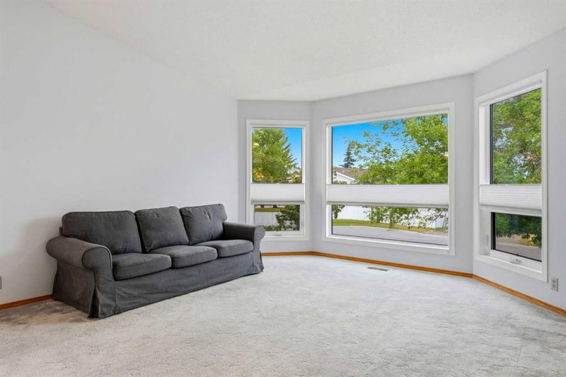 5 Sandpiper Gate NW, Sandstone Valley — interior photo 5