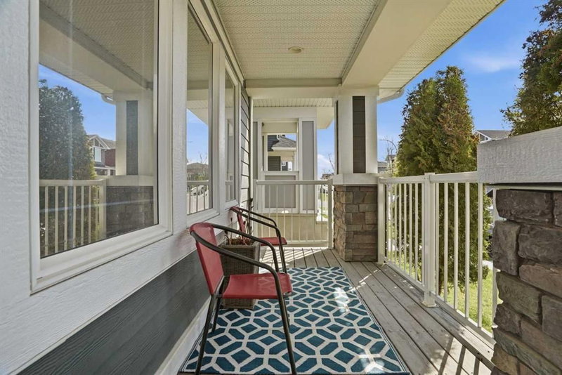 72 Redstone Common NE, Redstone — interior photo