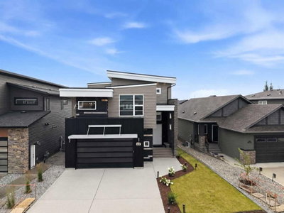 102 Longmire Close