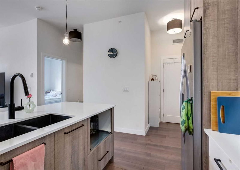 408, 2702 17 Avenue SW, Shaganappi — interior photo 6