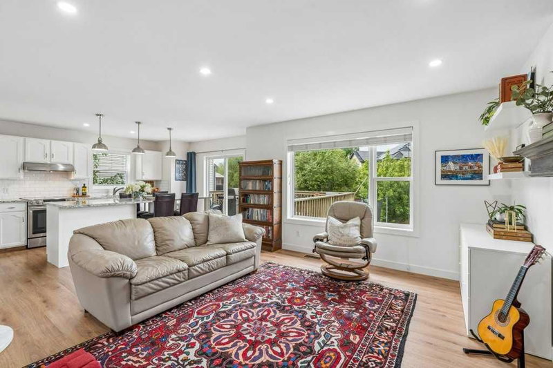 42 Douglas Glen Circle SE, Douglasdale/Glen — interior photo 7