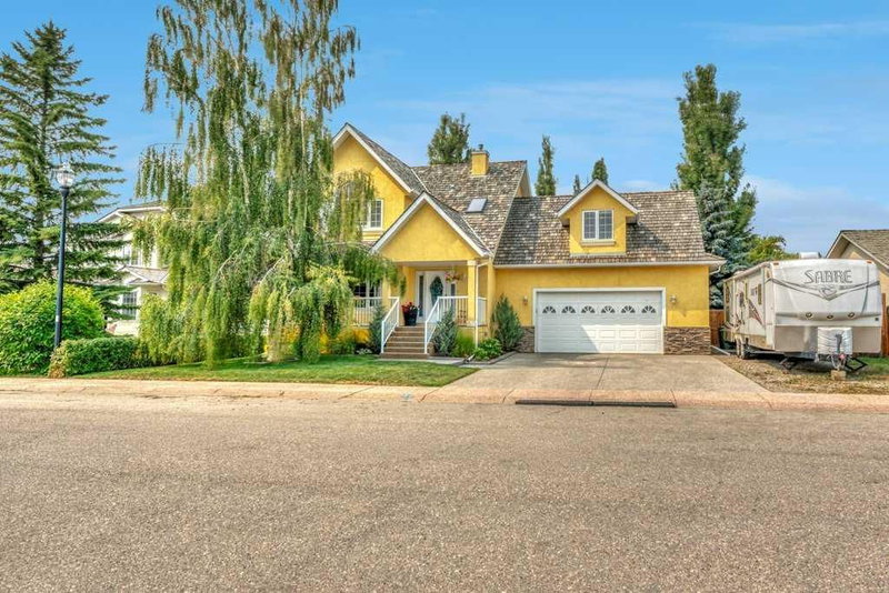 3 Grande Point Estates
