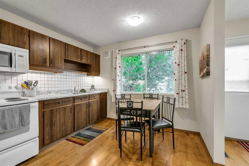 151 Midbend Place SE, Midnapore — interior photo 6