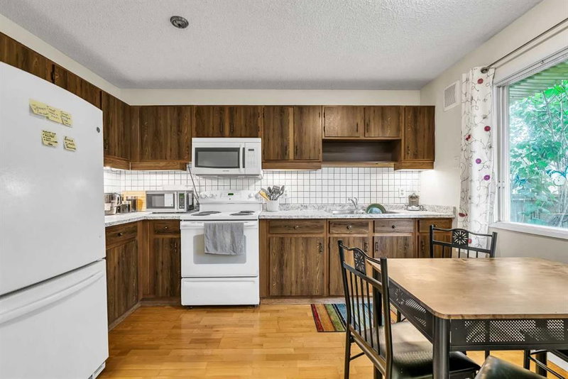 151 Midbend Place SE, Midnapore — interior photo 7
