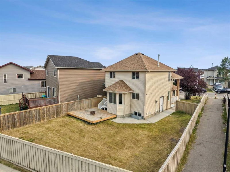 187 Martinvalley Crescent NE
