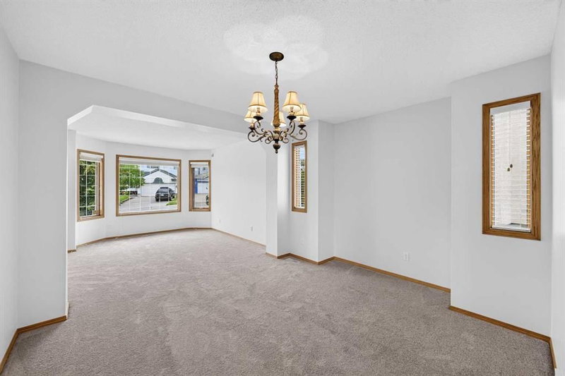307 Edgeridge Gardens NW, Edgemont — interior photo 6