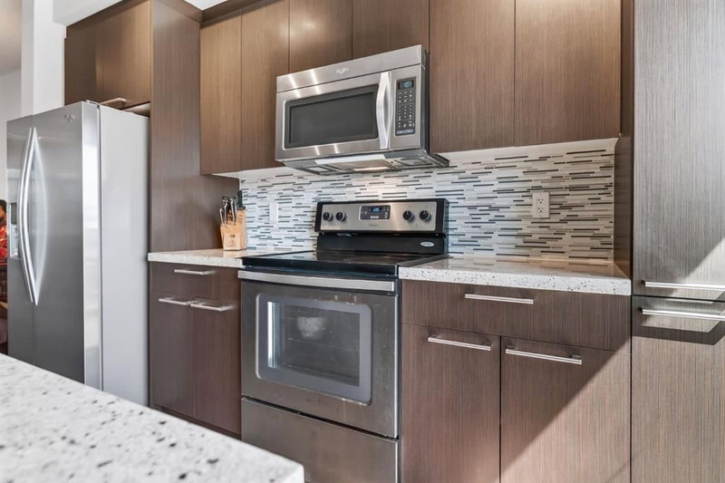 355 Silverado Common SW, Silverado — interior photo 5