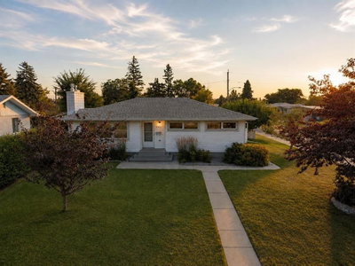 4021 Embury Crescent
