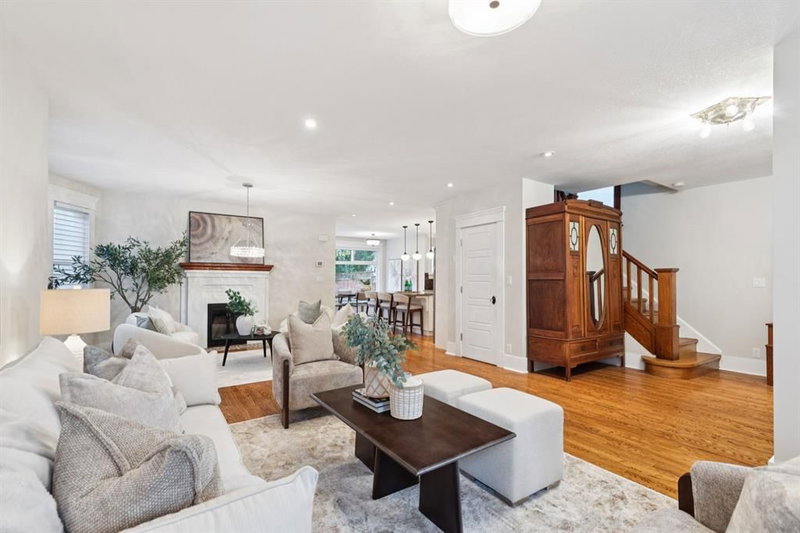 3607 7 Street SW, Elbow Park — interior photo