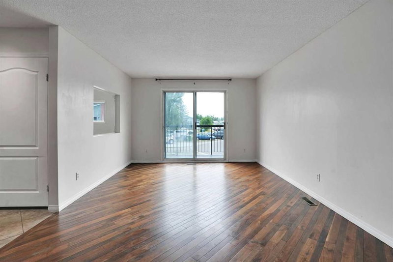 152 Fonda Drive SE, Forest Heights — interior photo 6