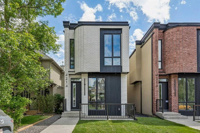 4214 16 Street SW, Calgary, Alberta