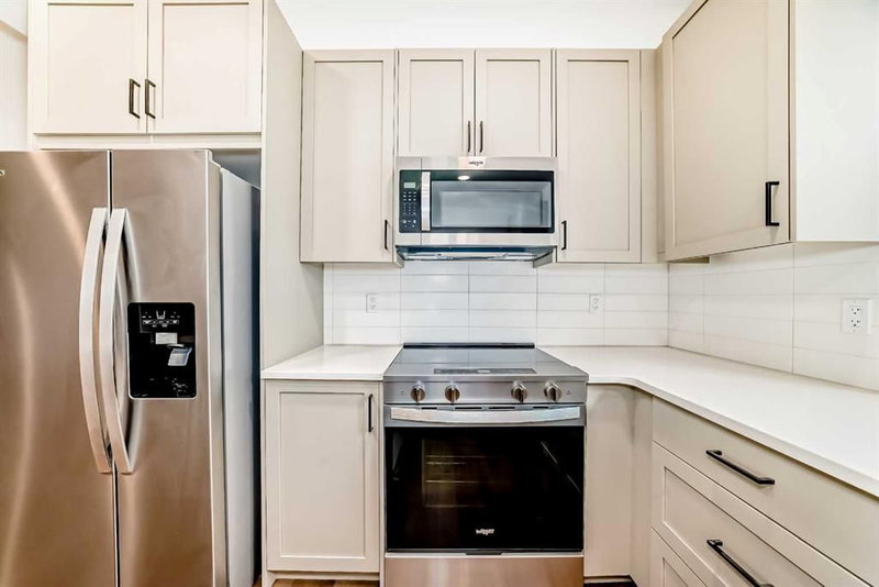 103 Osprey Hill Point SW, Osprey Hill — interior photo 5