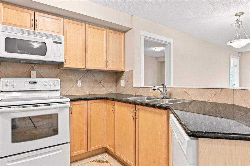 2103, 5200 44 Avenue NE, Whitehorn — interior photo 5