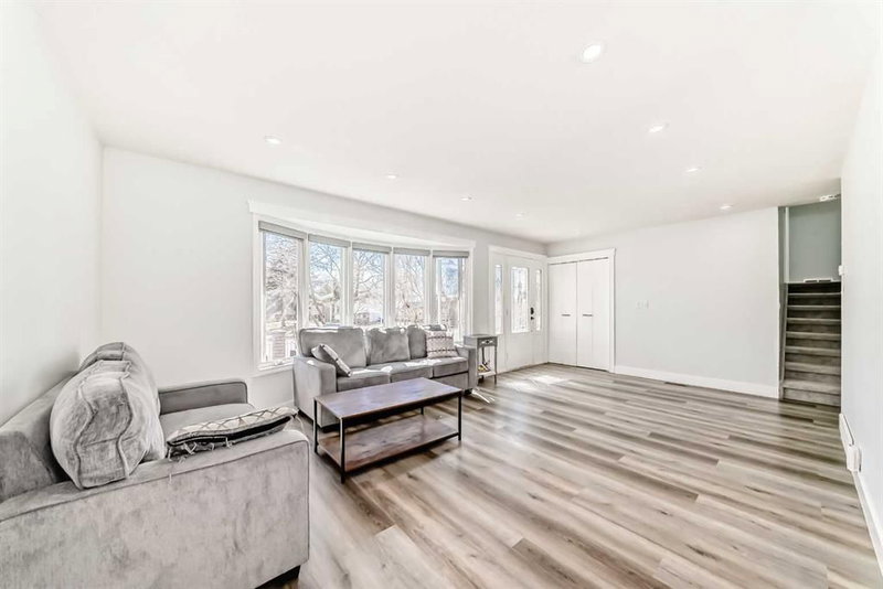 204 Whiteview Close NE, Whitehorn — interior photo 5