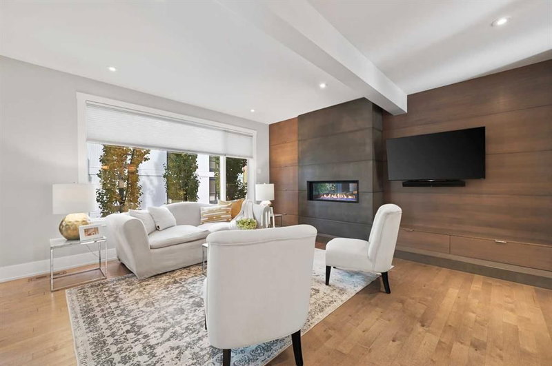 826 Durham Avenue SW, Upper Mount Royal — interior photo 6
