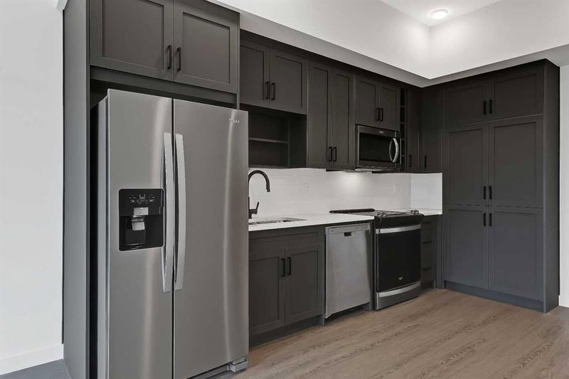 623, 3932 University Avenue NW, University District — interior photo 5
