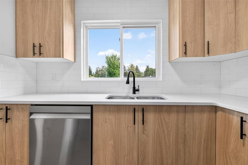 905, 5340 17 Avenue SW, Westgate — interior photo 6