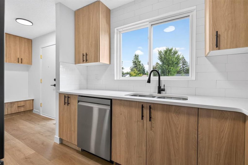 905, 5340 17 Avenue SW, Westgate — interior photo 7