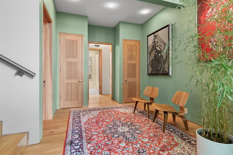 2320 Juniper Road NW, Hounsfield Heights/Briar Hill — interior photo 5